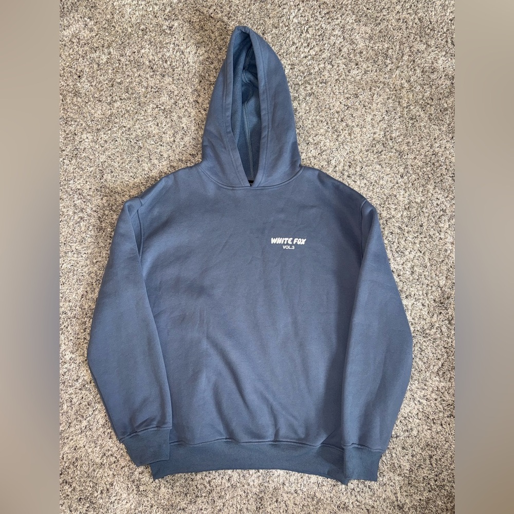 🌟NWOT🌟Blue White Fox Vol. 3 Hoodie Size S/M - Picture 3 of 5